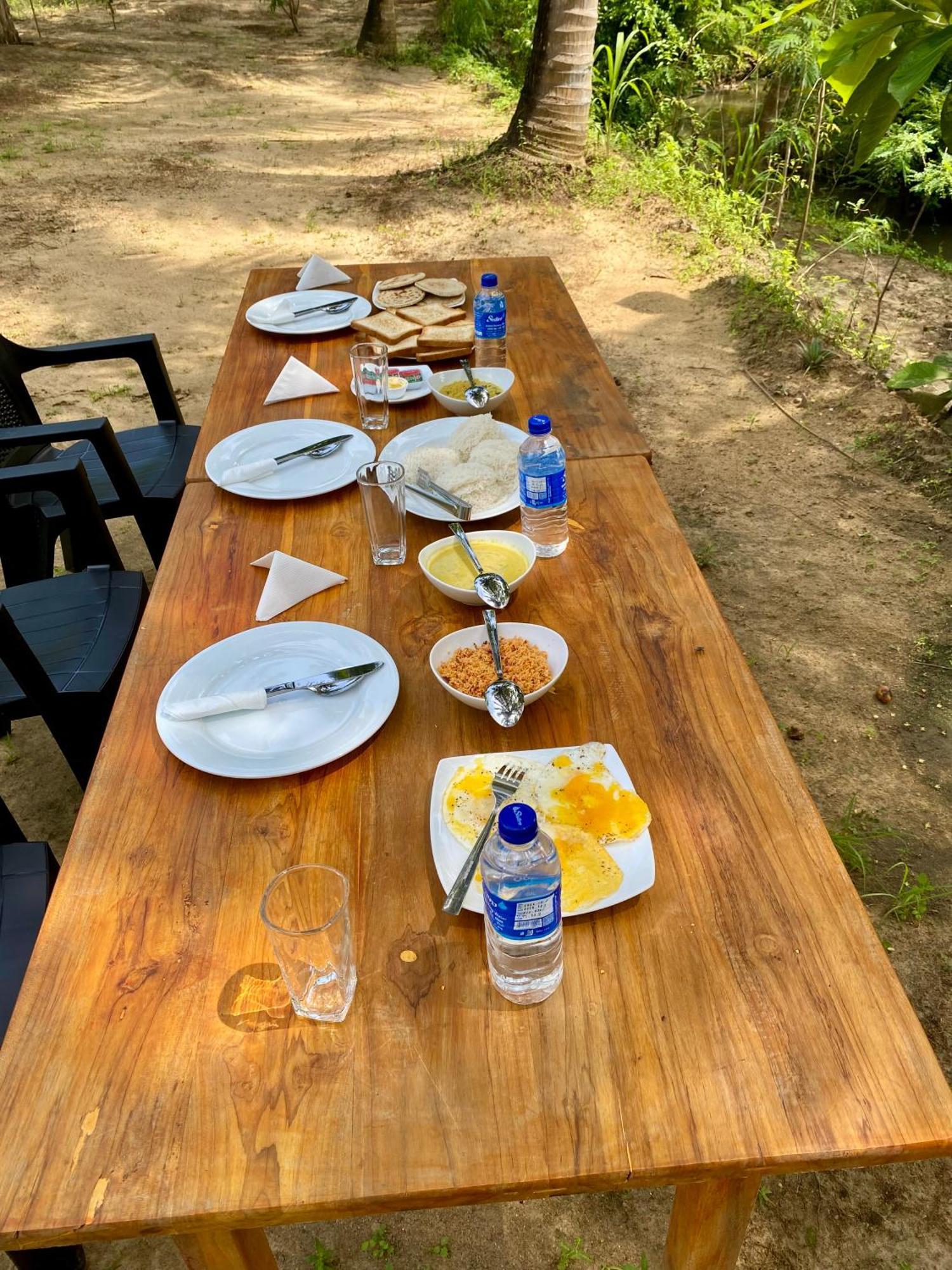 Luxury tent Coconut Camp Udawalawe